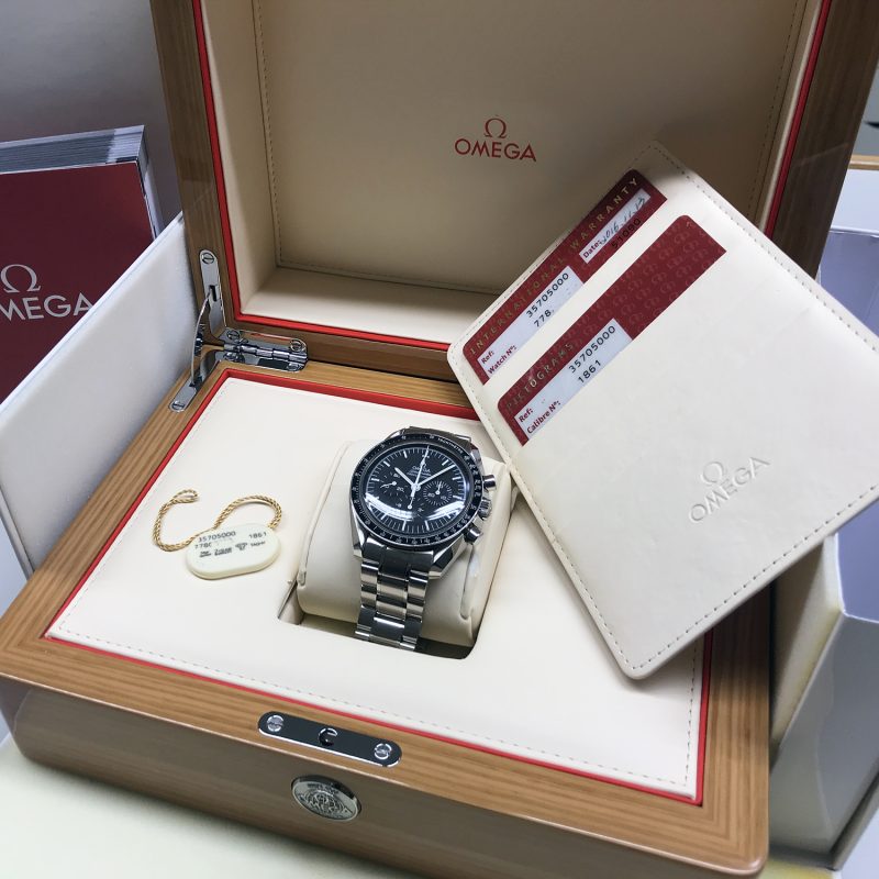 2016 Omega Speedmaster Professional Moonwatch 3570.50.00  Scatola & Garanzia - immagine 17