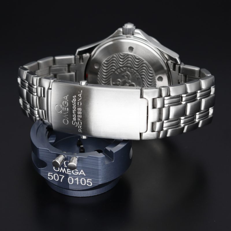 2000 Omega Seamaster 300M James Bond 25318000 Automatico Acciaio 41mm Quadrante Blu “Onde” con Scatola & Garanzia - immagine 8