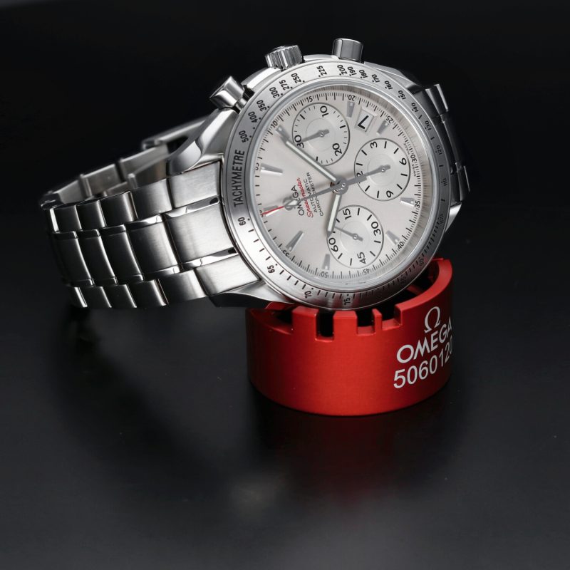 2009 Omega Speedmaster Date Chronometer 32310404002001 Automatico Acciaio 40mm Quadrante Argento - immagine 5