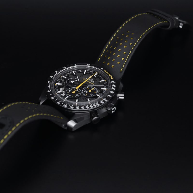 2020 Omega Speedmaster Moonwatch Dark Side Of The Moon Apollo 8 ref. 31192443001001 Nuovo Mai Indossato con Scatola e Garanzia Originale - immagine 12