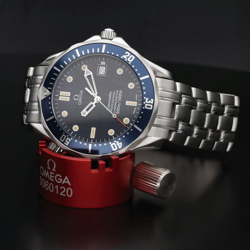 1994 ca. Omega Seamaster “James Bond” 25318000 Automatico Acciaio 41mm Quadrante Blu Onde. Revisionato Presso Centro Assistenza Autorizzato Omega - immagine 11