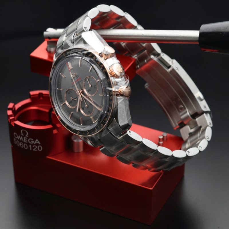 New Untouched 2019 Omega Speedmaster Professional Tokio Limited Edition 522.20.42.30.06.001 with Box, Card & Stickers - Image 5