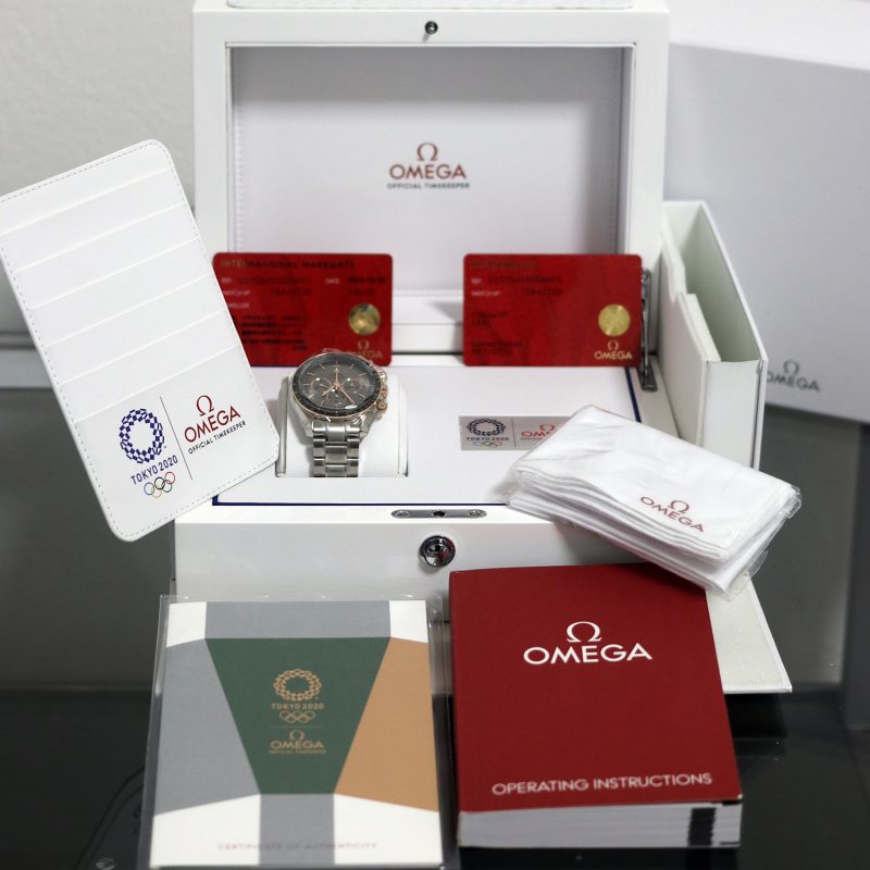 New Untouched 2019 Omega Speedmaster Professional Tokio Limited Edition 522.20.42.30.06.001 with Box, Card & Stickers - Image 12