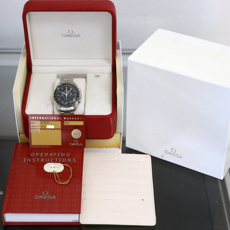 ca. 2005 Omega Speedmaster Professional Moonwatch 35705000 with original Box & Card - Image 14