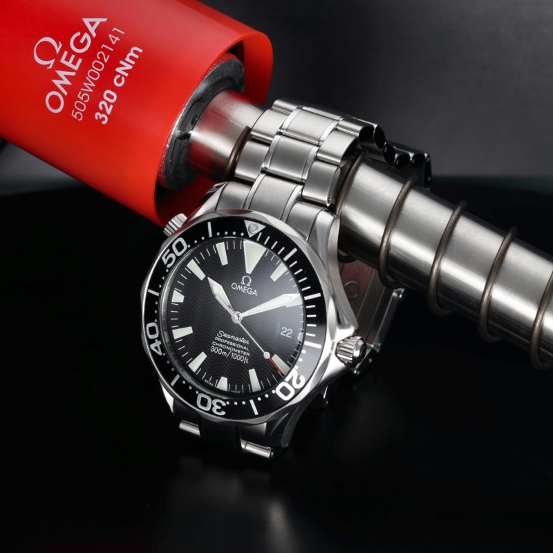 2007 Omega Seamaster Diver 300M Chronometer 22545000 Automatic SS 42mm BLK Wave Dial - Box & Papers - Image 4