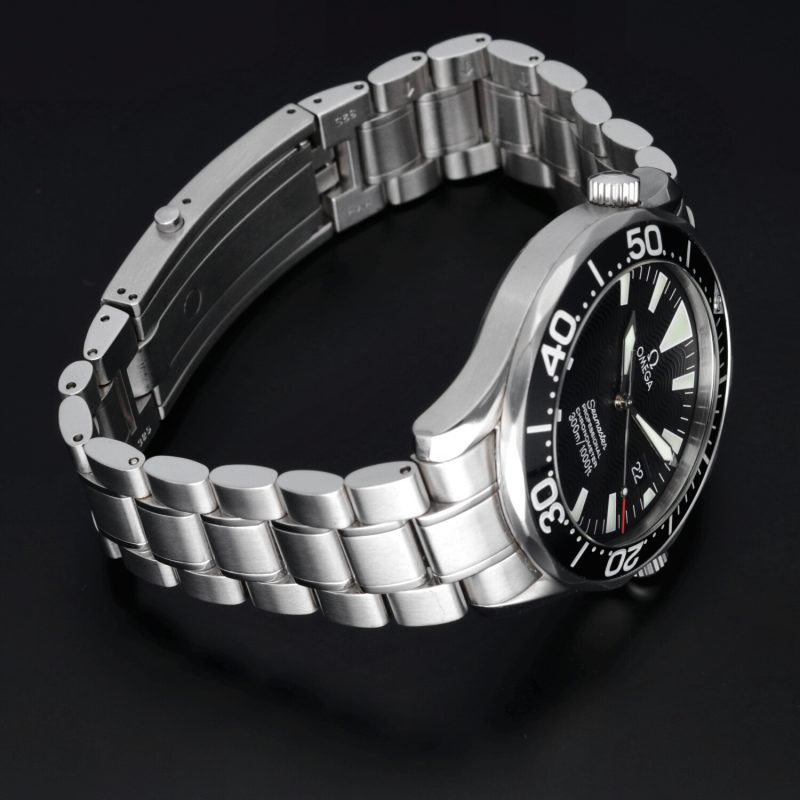 2007 Omega Seamaster Diver 300M Chronometer 22545000 Automatic SS 42mm BLK Wave Dial - Box & Papers - Image 10