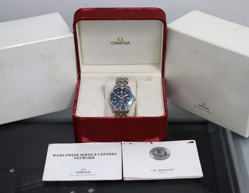 1999 Omega Seamaster Professional Chronometer 22518000 con Scatola Originale - Revisionato Omega - immagine 13