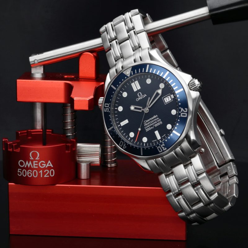 1999 Omega Seamaster James Bond 2531.80.00 con Garanzia Originale - Revisionato Presso Centro Assistenza Certificato Omega - immagine 5