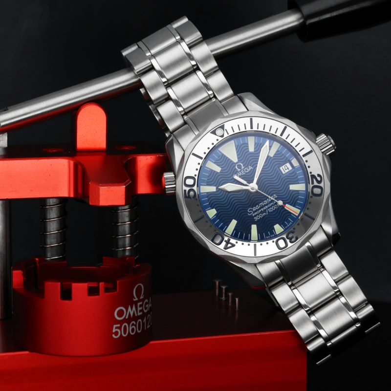 2001 Omega Seamaster Professional 300M ref. 22638000 Quadrante Blu Onde con Garanzia Originale - immagine 4