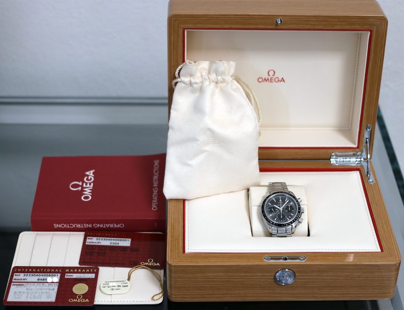 2021 Omega Speedmaster Date Chronometer 32330404006001 Automatic SS 40mm Grey Dial with Box & Card (Copia) - Image 15