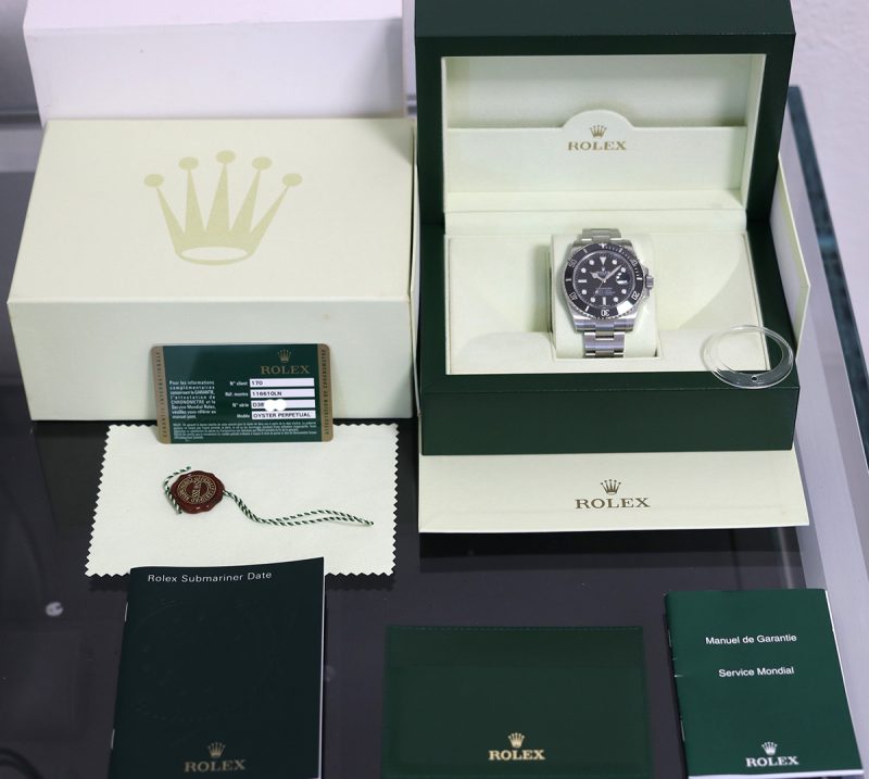 2011 Unpolished Rolex Submariner Date ref. 116610LN with Original Box and Papers - Image 15