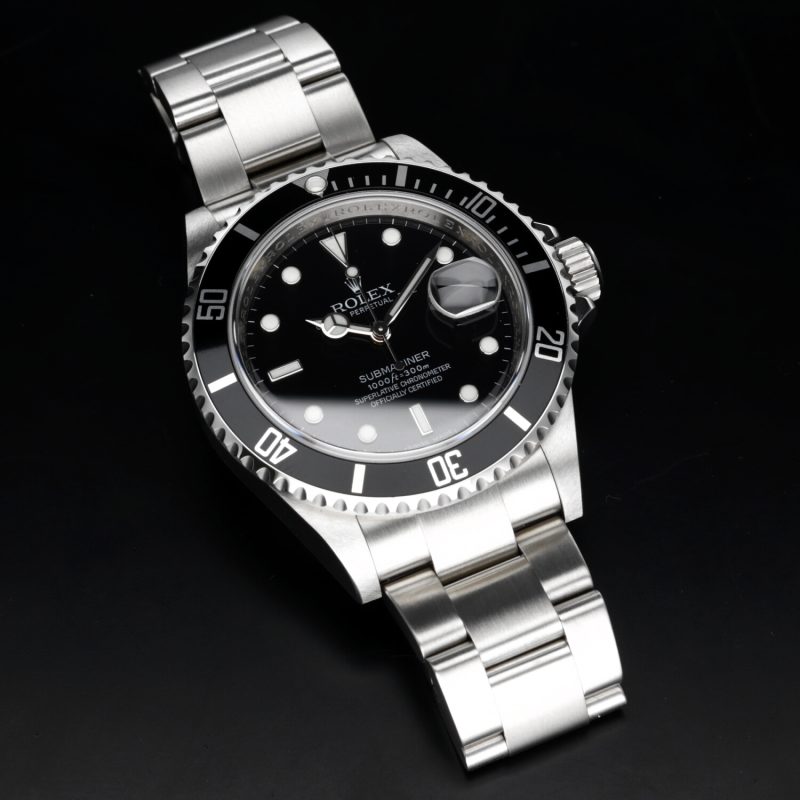 2010 Unpolished, Like New, Rolex Submariner Date ref. 16610LN with Original Box and Papers - Image 12