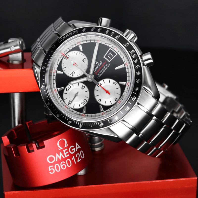 ca. 2012 Omega Speedmaster Date "Inverted Panda" ref. 32105100 - Omega Serviced - Image 4