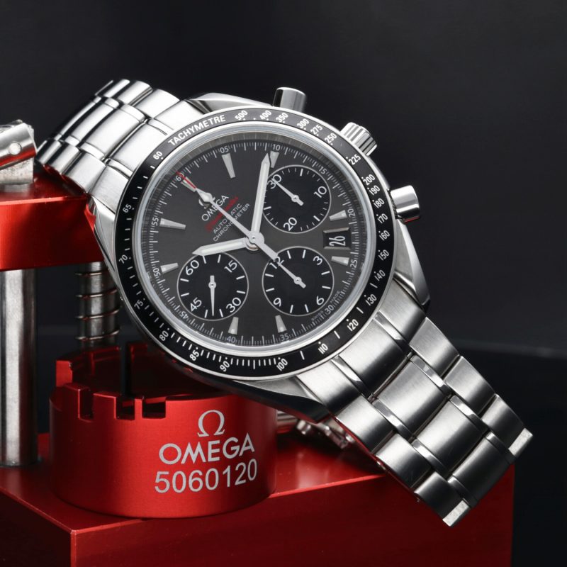 ca. 2019 Unpolished Omega Speedmaster Date 40 ref. 32330404006001 with Original Omega Box and Warranty - Image 4