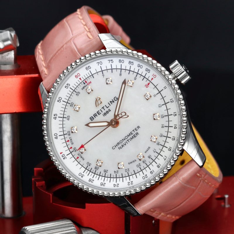 NIB Unworn Breitling Lady Navitimer 35 ref. A17395211A1P3 - Image 4