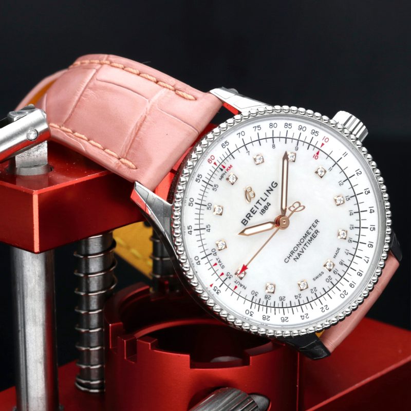 NIB Unworn Breitling Lady Navitimer 35 ref. A17395211A1P3 - Image 5