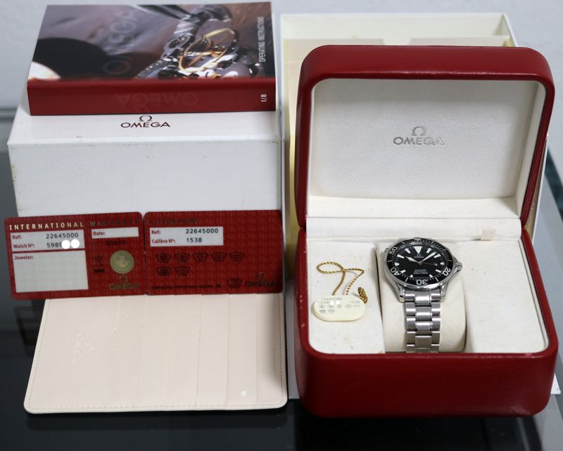 ca. 2005 Omega ref. 22645000 Seamaster Diver 300M Quartz 41 mm Box, Booklet & Papers - Image 16