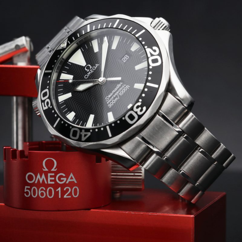 ca. 2005 Omega ref. 22645000 Seamaster Diver 300M Quartz 41 mm Box, Booklet & Papers - Image 11