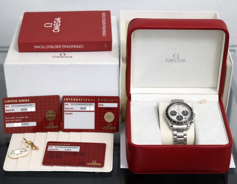 ca. 2009 Omega Japan Limited ref. 32330404002001 Speedmaster Date 1957, Box+Booklet+Cards - Image 17