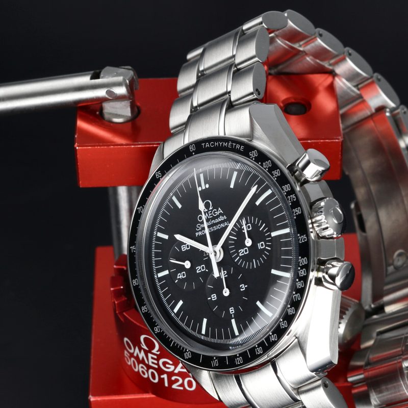 2005 ca. Omega ref. 35705000 Speedmaster Professional "The Moon Watch" Scatola+Libretto+Garanzia+Revisione Omega - immagine 7