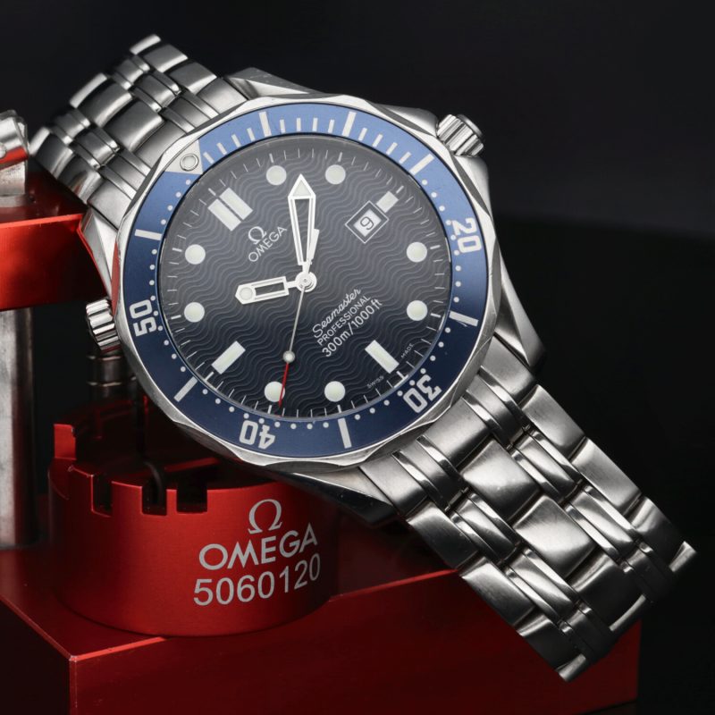 Omega ref. 25418000 Bond Seamaster 300M Quarzo 41 mm - Scatola e Granzia Originale - immagine 4