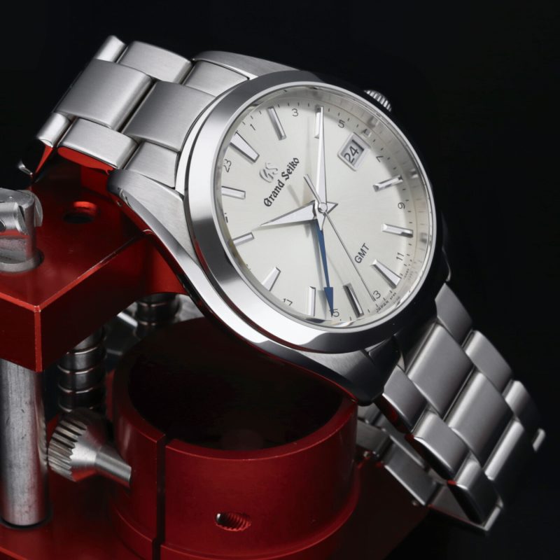 2022 Unworn Grand Seiko ref. SBGN011 GMT Heritage Collection Quartz 40 mm. Full-set - Image 6