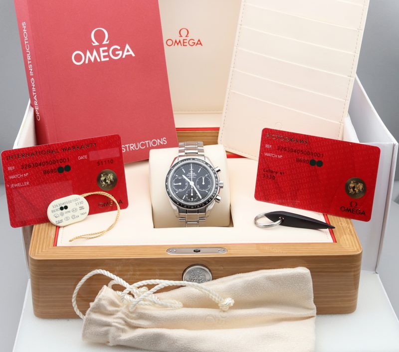 ca. 2019 Omega 32630405001001 Speedmaster Racing Co-Axial Chronograph 40 mm Box, Booklet, Cards - Image 17