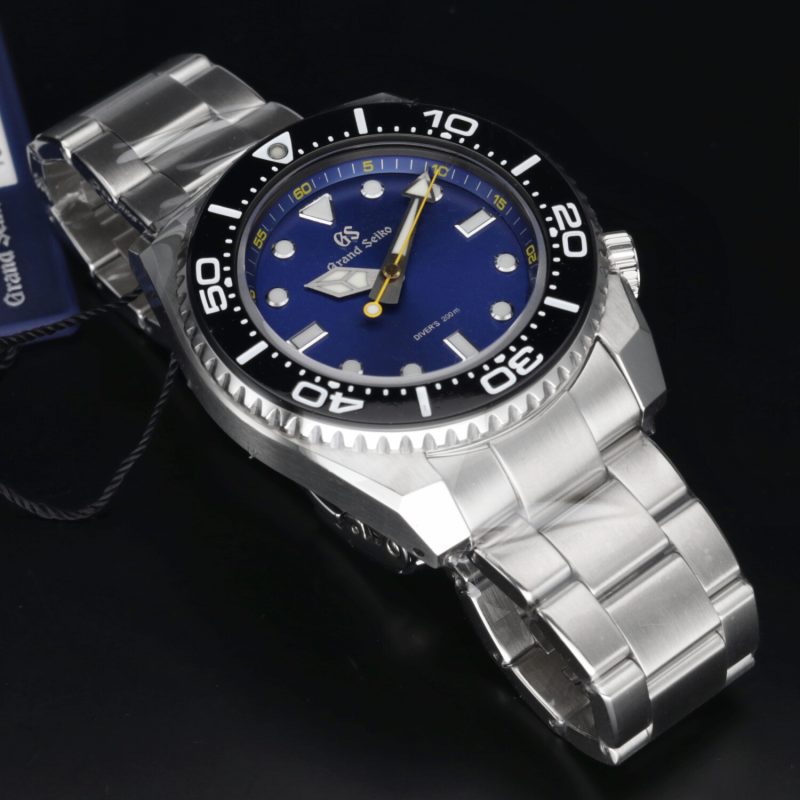 2023 New, Stickered, Grand Seiko ref. SBGX337 Divers Sport Collection Quartz 43,6 mm. Full-set - Image 12