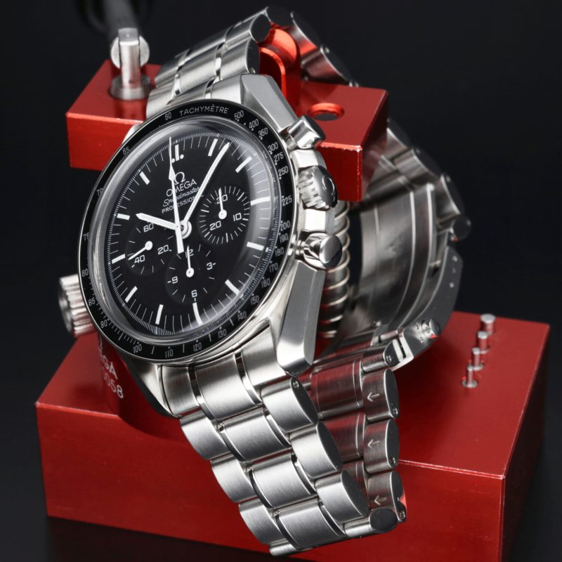 2001 Unpolished, Like New,  Omega 35705000 Speedmaster Professional "The Moon Watch" Box+Booklet+Cards - Image 7