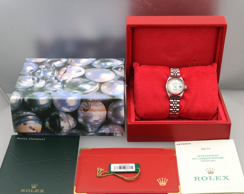 1999 Rolex Lady Datejust ref. 69174 Automatic 26 mm M-O-P Roman Dial with Box, Papers, Booklet, Hang-tag - Image 16