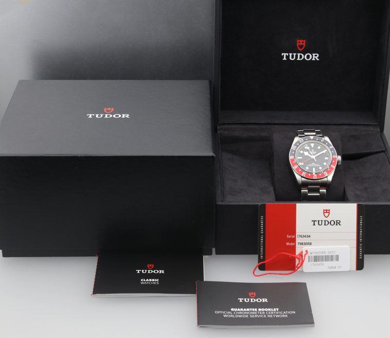 2018 Mai Lucidato Tudor Black Bay GMT ref. 79830RB Scatola, Garanzia, Libretti, Cartellino - immagine 16