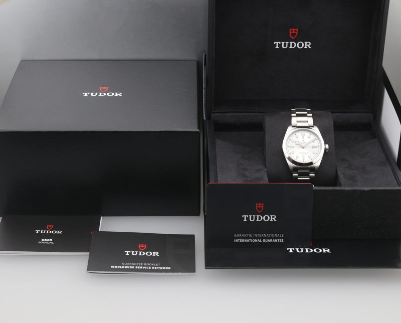 2021 Unpolished Tudor ref. M79500-0013 Black Bay Automatic 36 mm. Box+Booklets+Card - Image 16