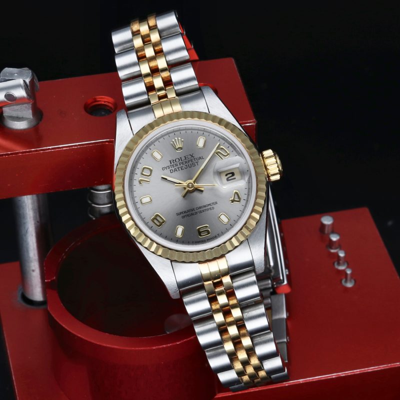 1999 Rolex Lady Datejust 69173 Oro e Acciaio 26mm Quadrante Grigio Full-set - immagine 5