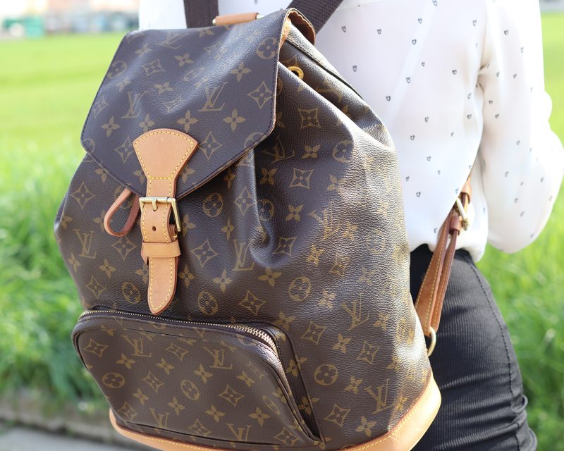 Pre-Loved Louis Vuitton Monogram Canvas Montsouris GM Backpack ref. M51135 - Image 21