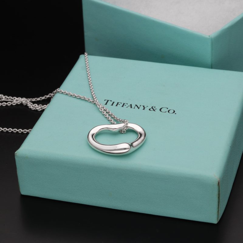 Pre-Loved Collana Argento Tiffany & Co. Open Heart Elsa Peretti - immagine 8