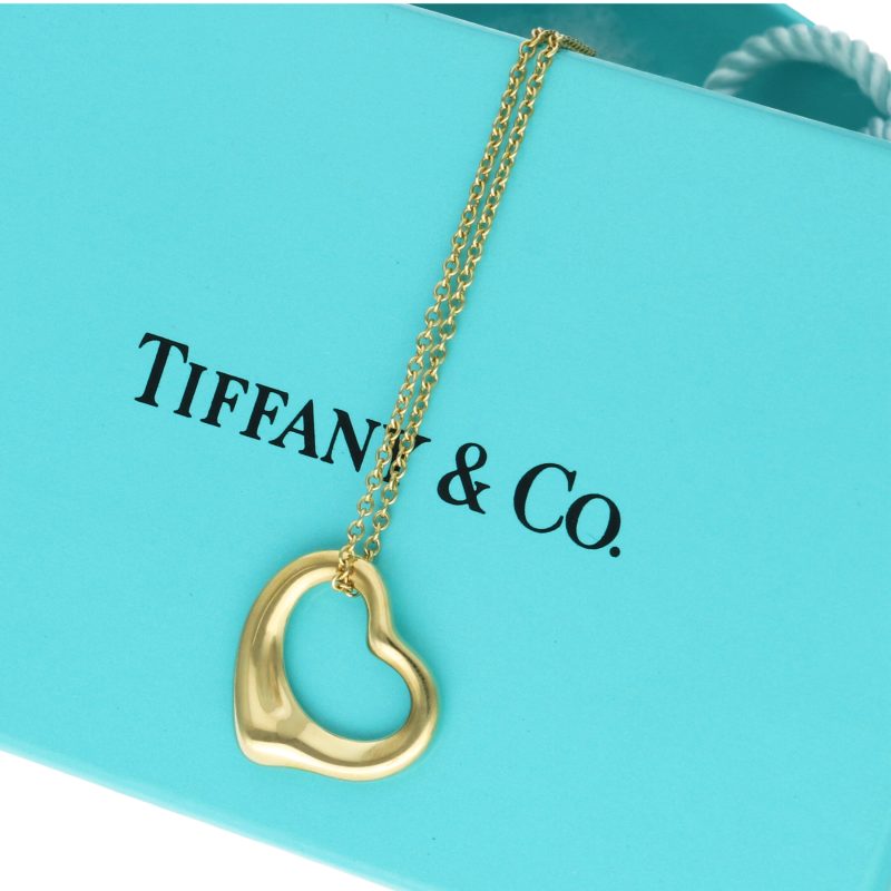 Collana Oro 18kt Tiffany & Co. Pendente Open Heart collezione Elsa Peretti - immagine 6