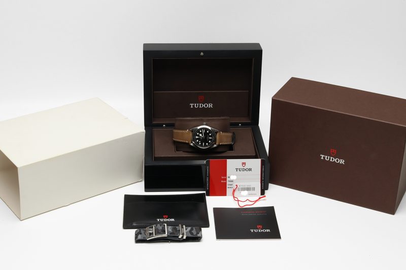 2016 Unpolished Tudor M79500-0002 Black Bay Heritage Automatic 36mm Box, Card, Booklet, NATO Strap - Image 16