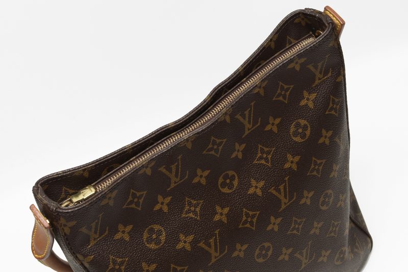 Shoulder Bag Hand Bag Louis Vuitton Looping GM Monogram Canvas ref. M51145 - Image 12