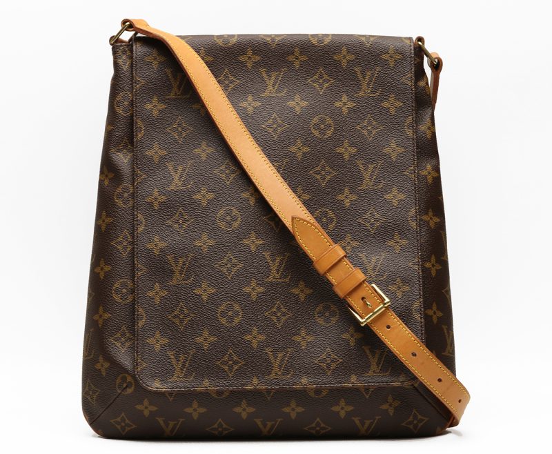 Shoulder Bag Louis Vuitton Monogram Musette Tango GM ref. M51256