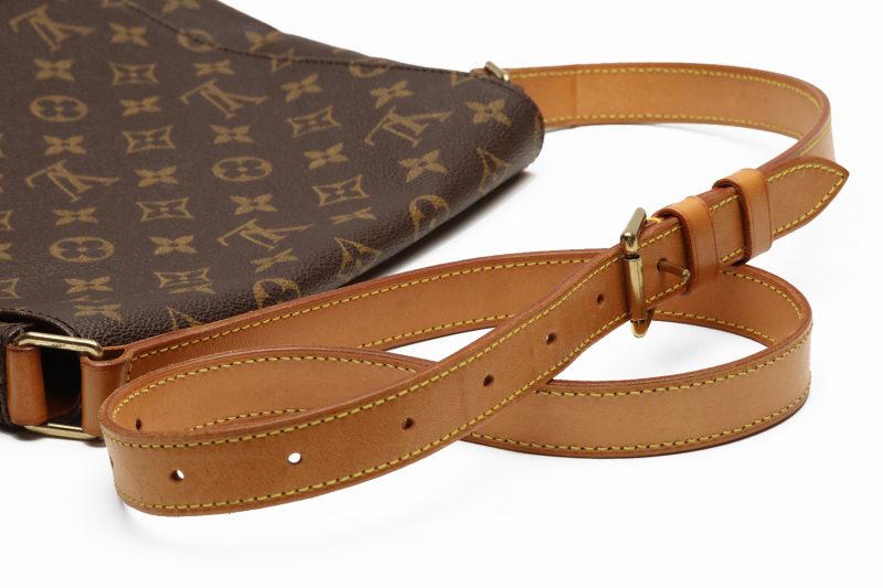 Shoulder Bag Louis Vuitton Monogram Musette Tango GM ref. M51256 - Image 17