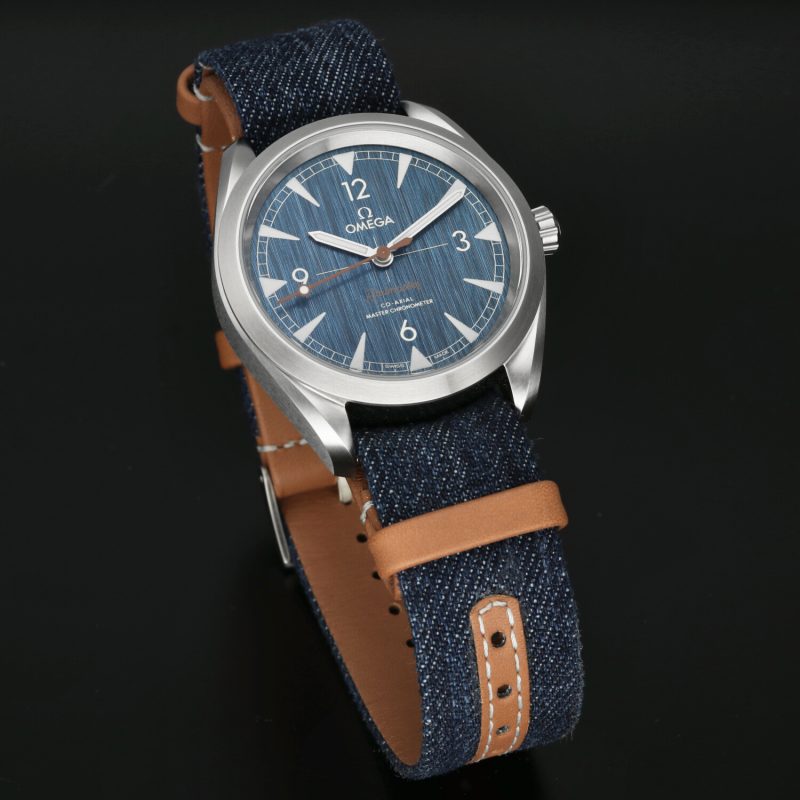 2020 ca. Nuovo mai Indossato Omega ref. 22012402003001 Seamaster Railmaster Co-Axial Master Chronometer 40 mm Jeans Dial Full-set - immagine 12