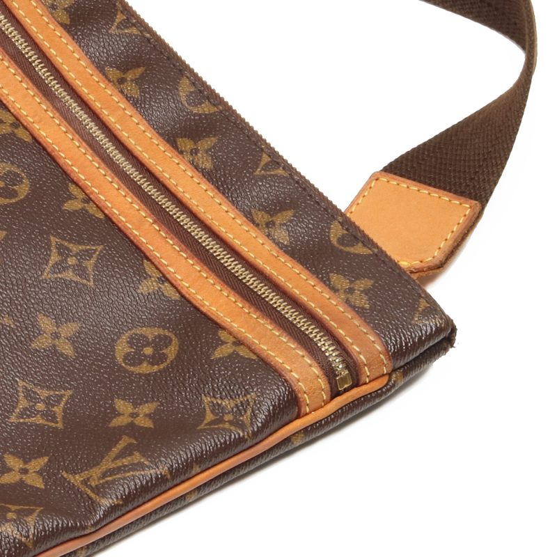 Louis Vuitton Pochette Bosphore Monogram Canvas ref. M40044 - Image 9