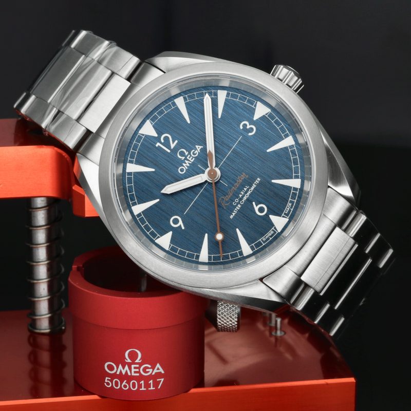 Unworn - Stickered ca. 2022 Omega Seamaster Railmaster Co-Axial Chronometer 22010402003001, 40 mm Automatic Full-Set - Image 4