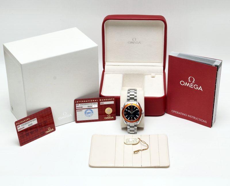 2015 Omega Seamaster Planet Ocean 23230422101002 42mm Automatico Full Set - immagine 16