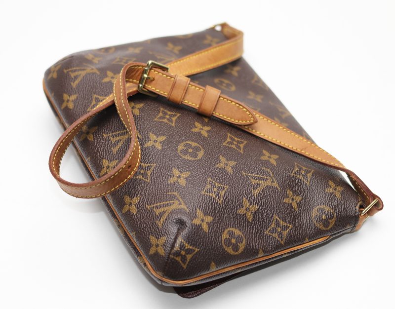 Louis Vuitton Monogram Musette Tango M51257 - Image 16