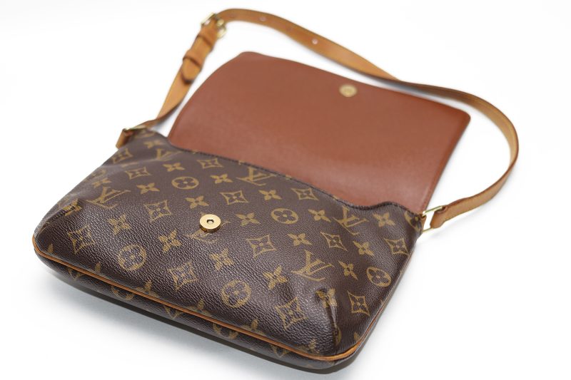 Louis Vuitton Monogram Musette Tango M51257 - Image 10