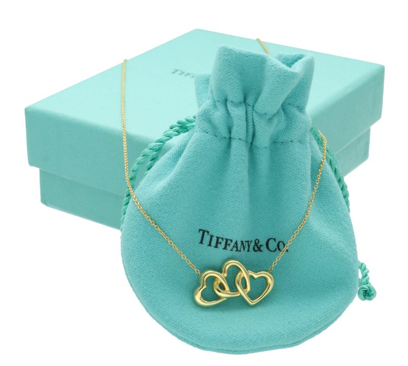 Tiffany Triple Heart Necklace 750 Yellow Gold - Timeless Elegance - Image 9