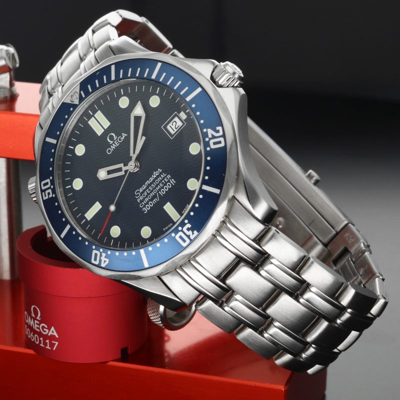 c. 2003 Omega Seamaster 300M "Bond" 25318000 41mm - Certified Omega Service (Copia) - Image 2