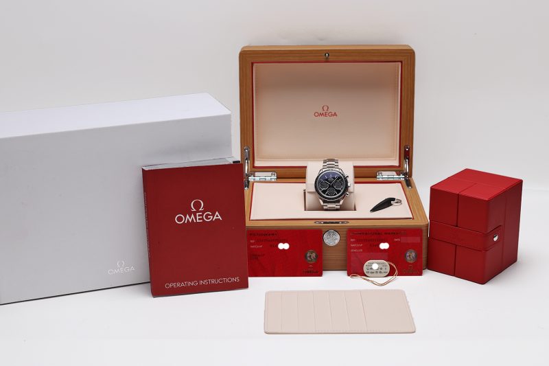 c. 2024 Unworn Omega Speedmaster Racing 326.30.40.50.01.001 Automatic 40mm Full Set - Image 16